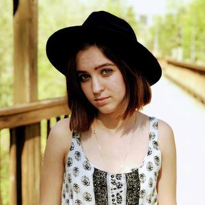 Meet your Posher, Breezy